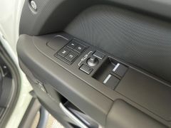 LAND ROVER DEFENDER X-DYNAMIC HSE + FINANCE ME + PAN ROOF + HEATED/COOLED SEATS - 2992 - 22