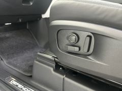 LAND ROVER DEFENDER X-DYNAMIC HSE + FINANCE ME + PAN ROOF + HEATED/COOLED SEATS - 2992 - 18