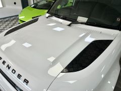 LAND ROVER DEFENDER X-DYNAMIC HSE + FINANCE ME + PAN ROOF + HEATED/COOLED SEATS - 2992 - 38