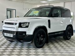 LAND ROVER DEFENDER X-DYNAMIC HSE + FINANCE ME + PAN ROOF + HEATED/COOLED SEATS - 2992 - 5